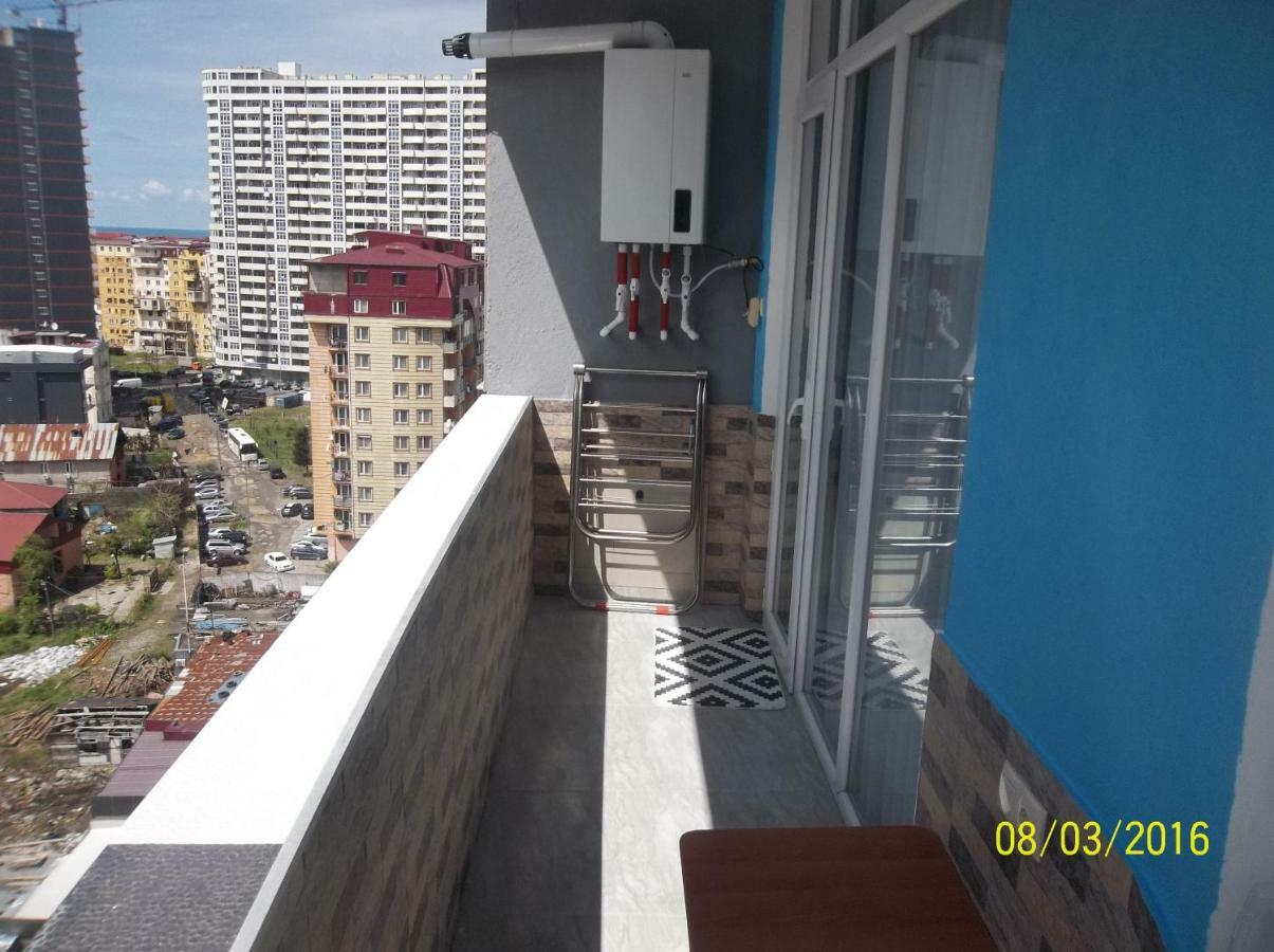 Мате Apartment Батуми Екстериор снимка