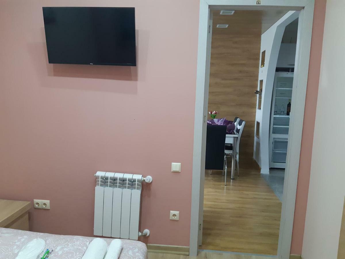 Мате Apartment Батуми Екстериор снимка